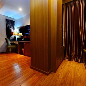 Scarlet Hotel Makassar